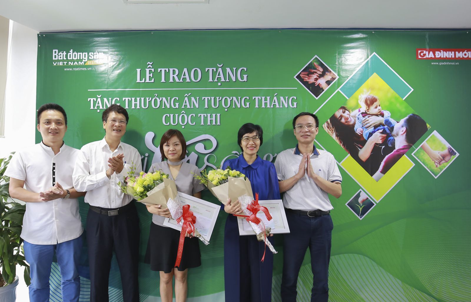 Trao tặng Tặng thưởng ấn tượng tháng 4 Cuộc thi Nơi Tôi Sống