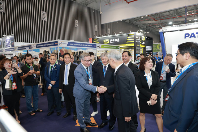 Innoci và Uuviet Solutions: Định hướng phòng tắm xanh tại Vietnam Expo 2025 Innoci và Uuviet Solutions: Định hướng phòng tắm xanh tại Vietnam Expo 2025